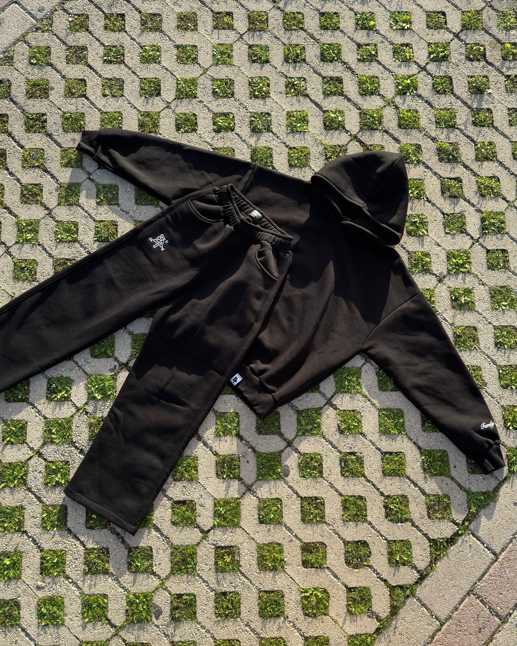 Swaetpants “EP” con fondo largo - Nero