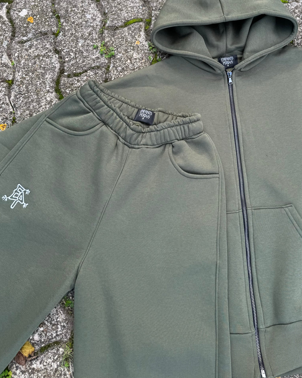 Tracksuit “Family Above All” - Verde bosco
