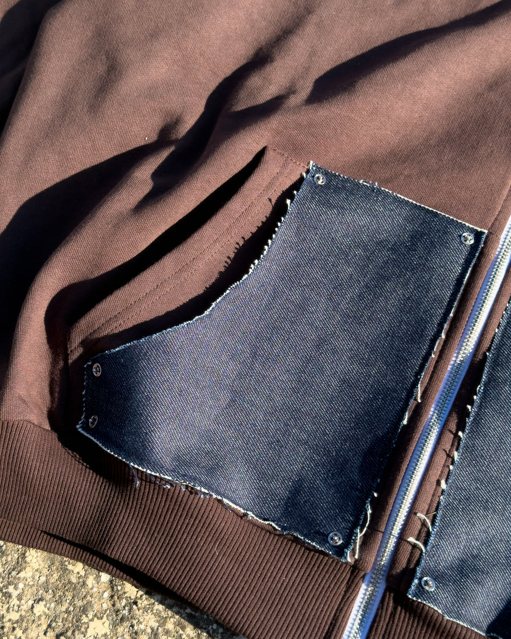 Zip-Hoodie “Denim Skin” - Marrone